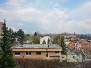 Prodej výrobních prostor, Praha - Petrovice, Edisonova, 451 m2