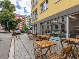 Prodej obchodního prostoru, Praha - Vršovice, Petrohradská, 123 m2