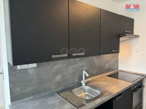 Pronájem bytu 3+1, Rovná, 72 m2