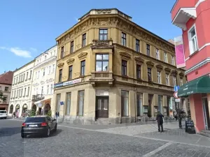 Prodej komerční nemovitosti, Rumburk, Náměstí Lužické, 568 m2