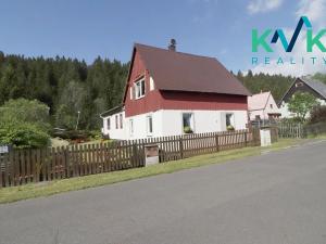 Prodej rodinného domu, Pernink, Školní louka, 200 m2