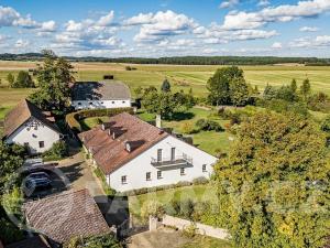 Prodej zemědělské usedlosti, Březnice, 300 m2