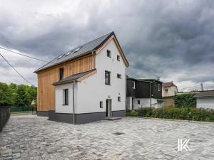 Prodej ubytování, Mladé Buky, 133 m2