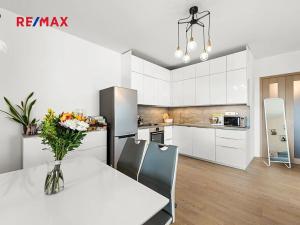 Prodej bytu 3+kk, Praha - Holešovice, Sanderova, 104 m2