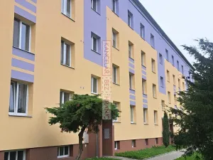 Prodej bytu 2+1, Vsetín, Těšíkov, 58 m2