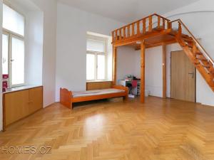 Pronájem bytu 2+1, Praha - Nové Město, Na Moráni, 62 m2