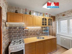 Prodej bytu 3+1, Jesenice, Školní, 55 m2