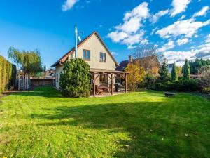 Prodej rodinného domu, Květnice, Sosnová, 104 m2