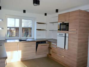 Pronájem bytu 2+1, Fryšták, Komenského, 86 m2