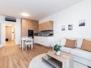 Pronájem bytu 2+kk, Brno - Komárov, Komárovská, 61 m2