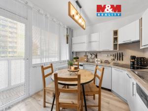 Prodej bytu 2+1, Děčín, Žerotínova, 61 m2