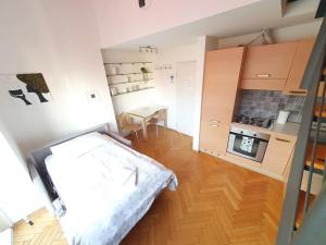Pronájem bytu 2+kk, Praha - Nové Město, Ostrovní, 34 m2