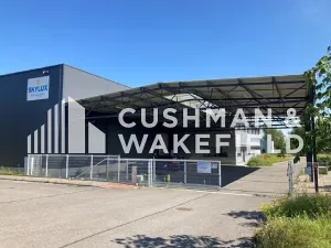 Pronájem skladu, Milovice, Topolová, 7445 m2