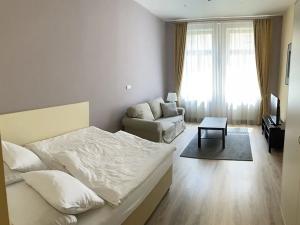 Pronájem bytu 1+1, Praha - Vinohrady, Máchova, 40 m2