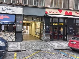 Pronájem kanceláře, Praha - Nové Město, V jámě, 125 m2