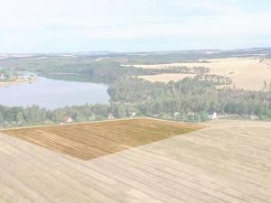 Prodej pole, Líšťany, 19347 m2