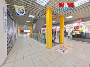 Pronájem obchodního prostoru, Děčín - Děčín IV-Podmokly, Plzeňská, 27 m2