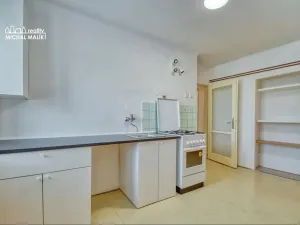 Prodej bytu 2+1, Hranice, Nová, 62 m2