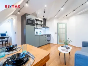 Prodej bytu 1+kk, Praha - Holešovice, Veverkova, 40 m2