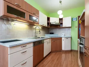 Prodej bytu 3+1, Praha, Na vrších, 76 m2