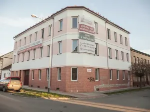 Pronájem bytu 1+kk, Brno, Tomáškova, 35 m2