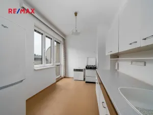 Pronájem bytu 1+kk, Praha - Libeň, Na kopečku, 33 m2