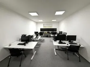 Pronájem kanceláře, Brno - Židenice, Kosmákova, 13 m2
