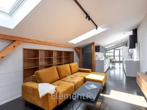 Pronájem bytu 2+kk, Hradec Králové, V Domkách, 102 m2