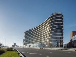 Pronájem kanceláře, Praha - Nusle, Pikrtova, 990 m2