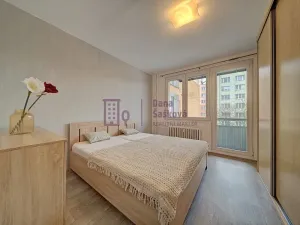 Pronájem bytu 3+1, Jindřichův Hradec, sídliště Vajgar, 64 m2