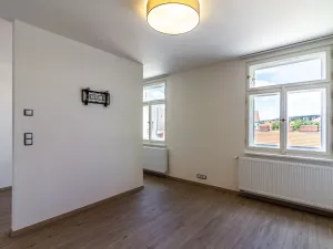Pronájem bytu 1+kk, Praha - Nové Město, Lípová, 34 m2