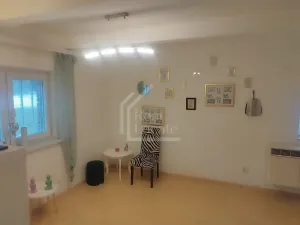 Pronájem bytu 1+1, Praha - Kunratice, Mašatova, 35 m2