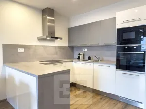 Pronájem bytu 3+kk, Praha - Letňany, Škrábkových, 85 m2