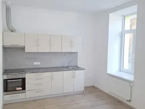 Pronájem bytu 1+kk, Jihlava, Hálkova, 26 m2