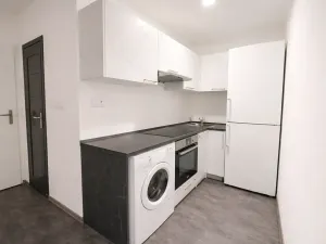 Pronájem bytu 2+1, Karlovy Vary, Charkovská, 45 m2