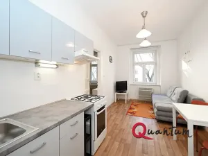 Pronájem bytu 2+kk, Praha - Libeň, Vosmíkových, 48 m2