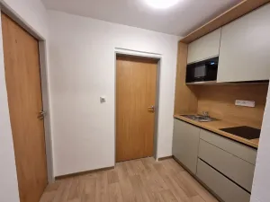 Pronájem bytu 2+1, Zlín, Kvítková, 55 m2