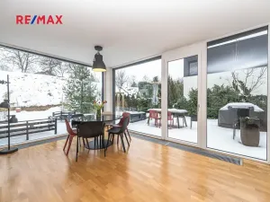 Pronájem vily, Praha - Lysolaje, 150 m2