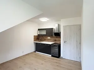Pronájem bytu 2+kk, Uničov, Stromořadí, 35 m2