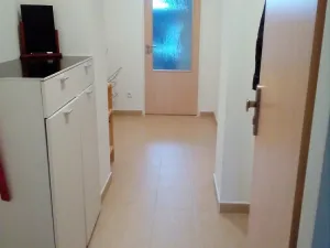 Pronájem bytu 2+kk, Praha - Řeporyje, Ořešská, 45 m2