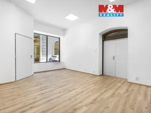 Pronájem obchodního prostoru, Liberec, Růžová, 25 m2