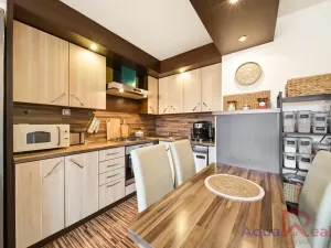 Prodej bytu 3+kk, Ostrov, Vančurova, 70 m2