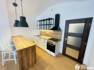 Pronájem bytu 1+kk, Boskovice, Velenova, 38 m2