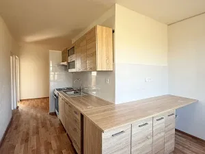 Pronájem bytu 2+1, Klášterec nad Ohří, Jana Ámose Komenského, 60 m2