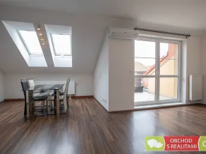 Pronájem bytu 2+kk, Přezletice, Pod Zahrady, 66 m2