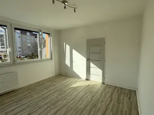 Pronájem bytu 2+1, Hodonín, Očovská, 43 m2