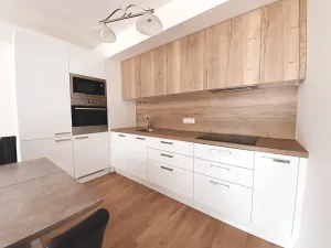 Pronájem bytu 2+kk, Praha - Smíchov, Mozartova, 52 m2