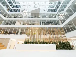 Pronájem kanceláře, Praha - Karlín, Křižíkova, 448 m2