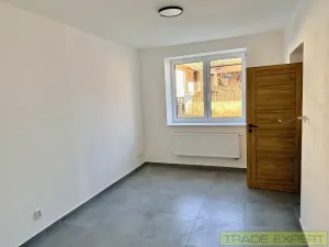 Prodej bytu 2+kk, Otmíče, 36 m2