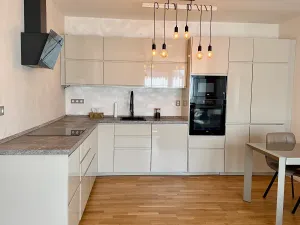 Pronájem bytu 2+kk, Praha - Smíchov, Plzeňská, 55 m2